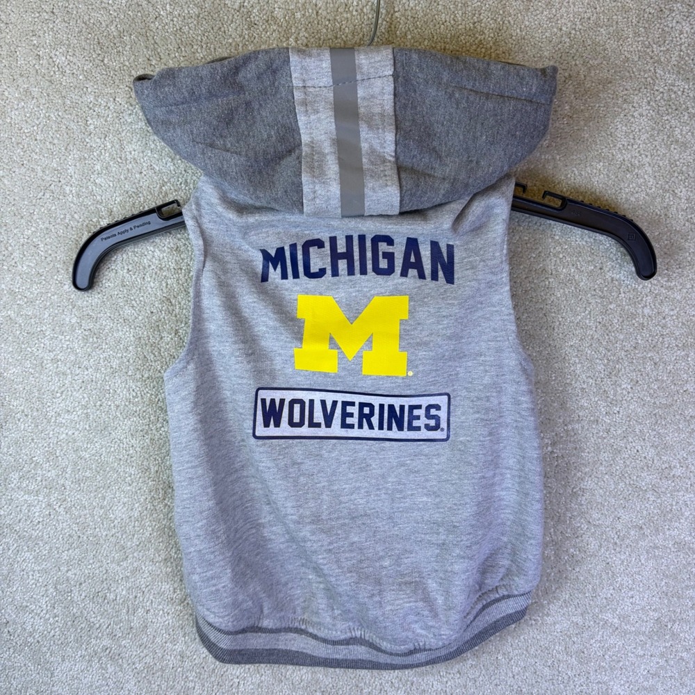Little Earth Michigan Wolverines Pet Hoodie Dog Size Large Gray Reflective NCAA